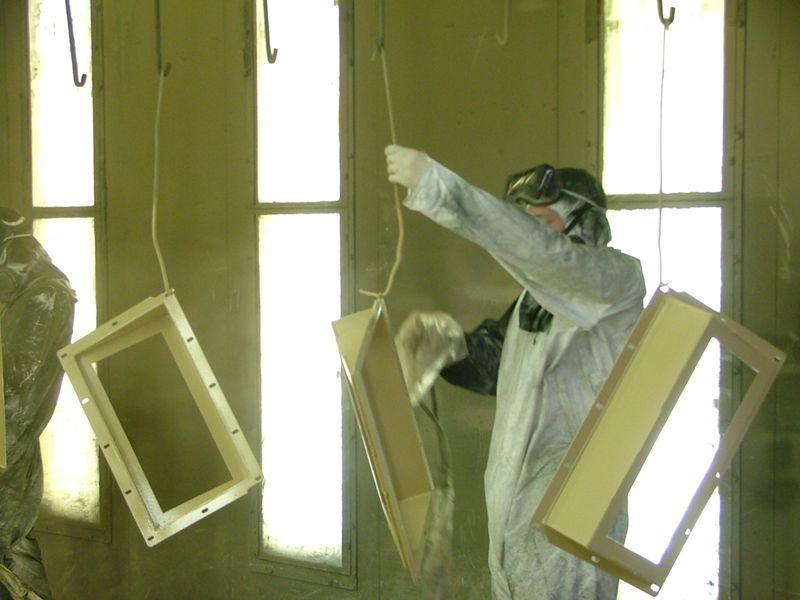 TTX spray booths provide the ideal paint application conditions that balance airflow and minimize overspray.